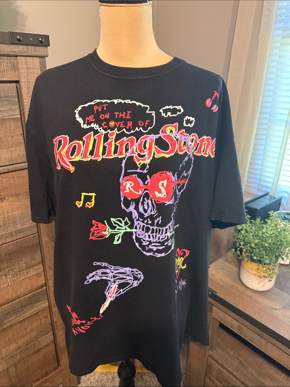 Rolling Stones Black Graphic Skull Tee - Women’s Short Sleeve